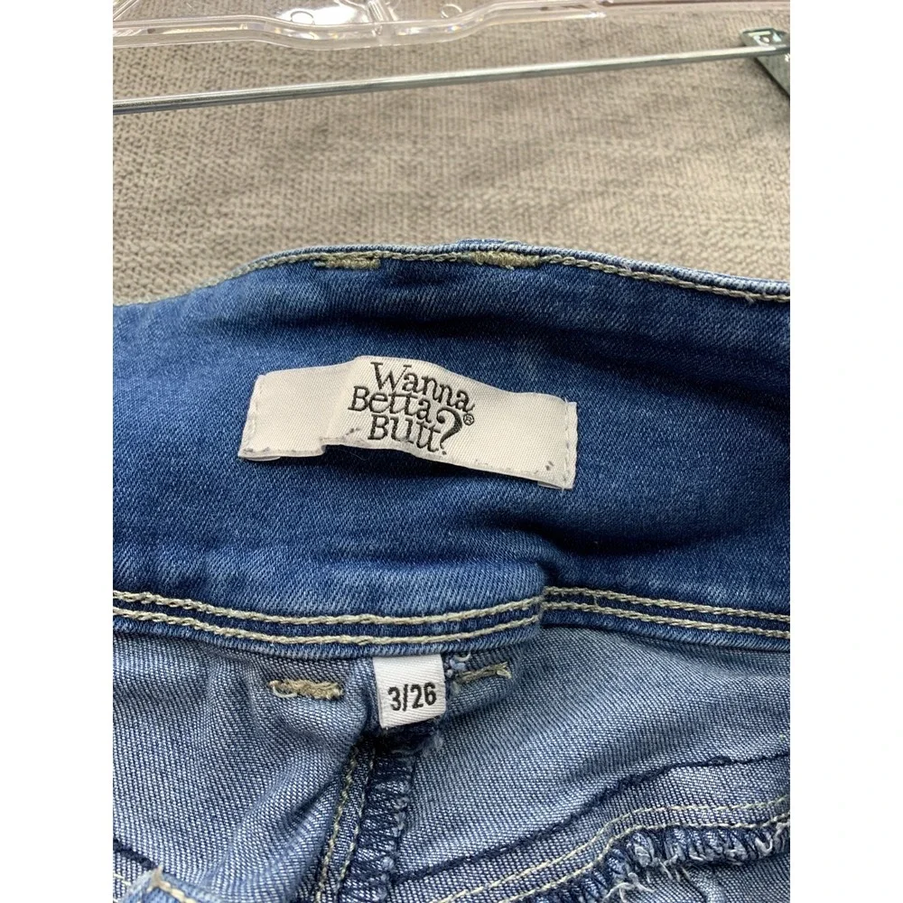 YMI Wanna Betta Butt Cut Off Shorts Women 3/26 Blue Denim Mid Rise Cuffed Hem‎